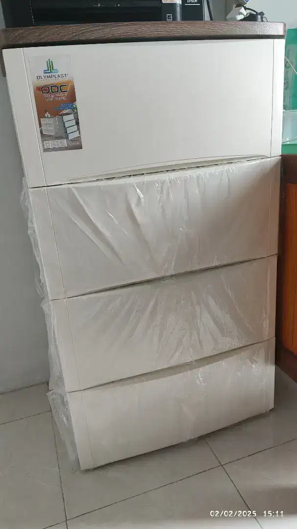 lemari baju olymplast