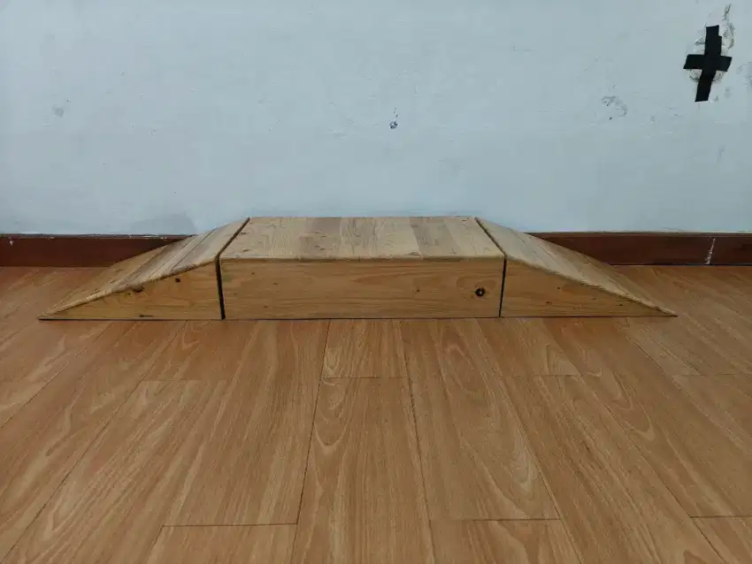 Montessori bridge