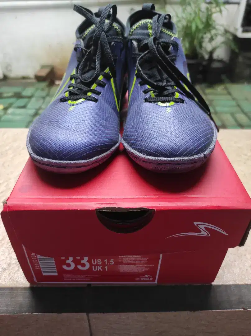 Sepatu Futsal Accelerator Illusion 3 jr in