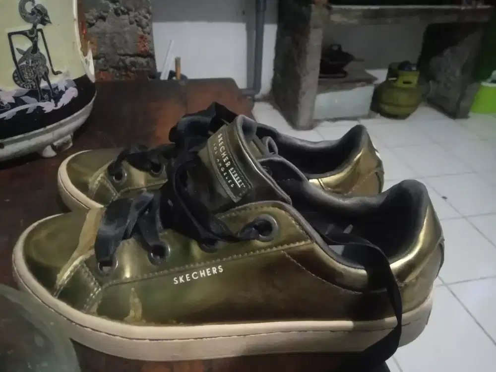 Sepatu Skechers no tanah or hp dan burung