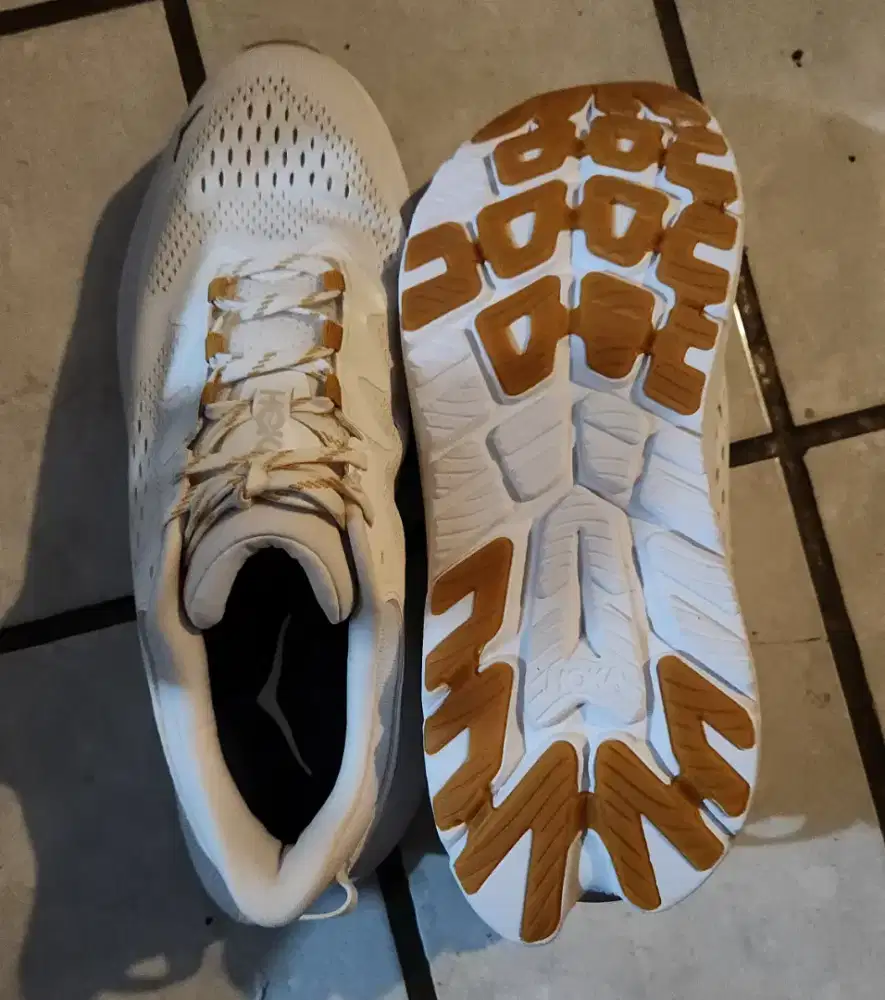 Sepatu OR running shoes HOKA seri M Kawana 2 size 46 rare original