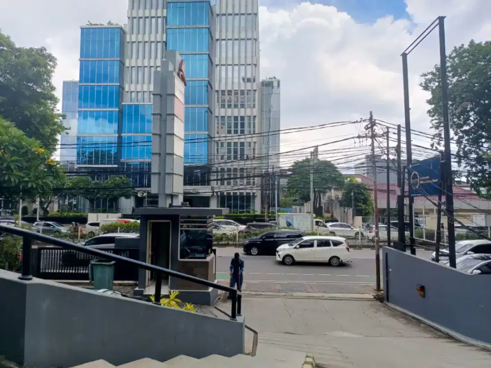 Gedung Perkantoran 8 Lantai Di Jakarta Barat