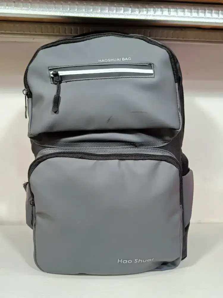 Tas Ransel Bahan Bimo Anti air, stylish, dan aman untuk laptop.