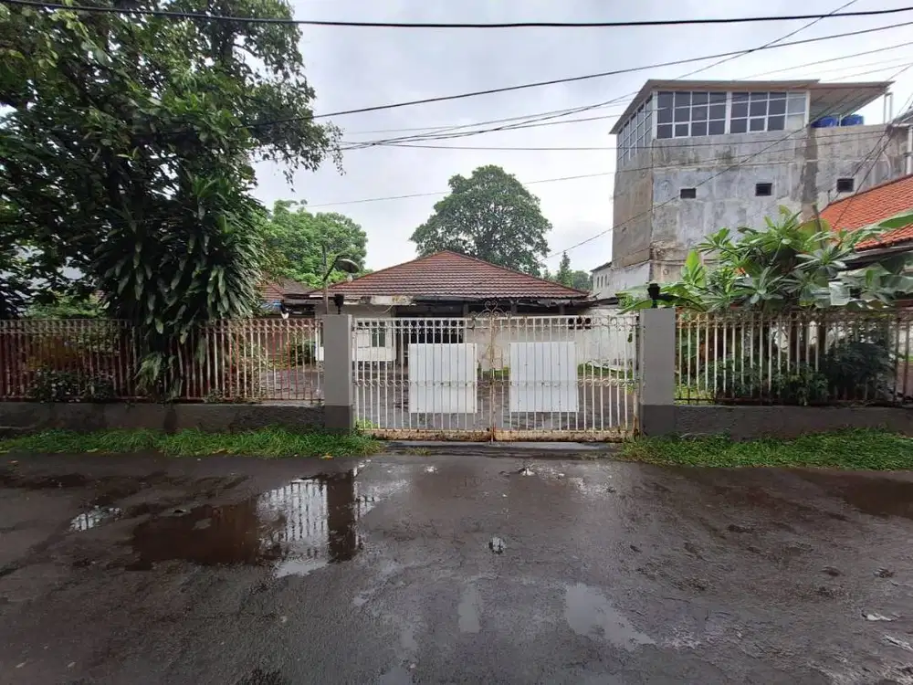 HOT SALE!!!RUMAH HITUNG TANAH DI KEMANG RAYA JAKARTA SELATAN