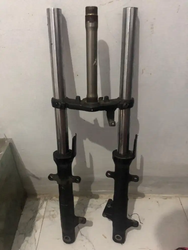 Shockbraker depan ninja 250 carbu fullset