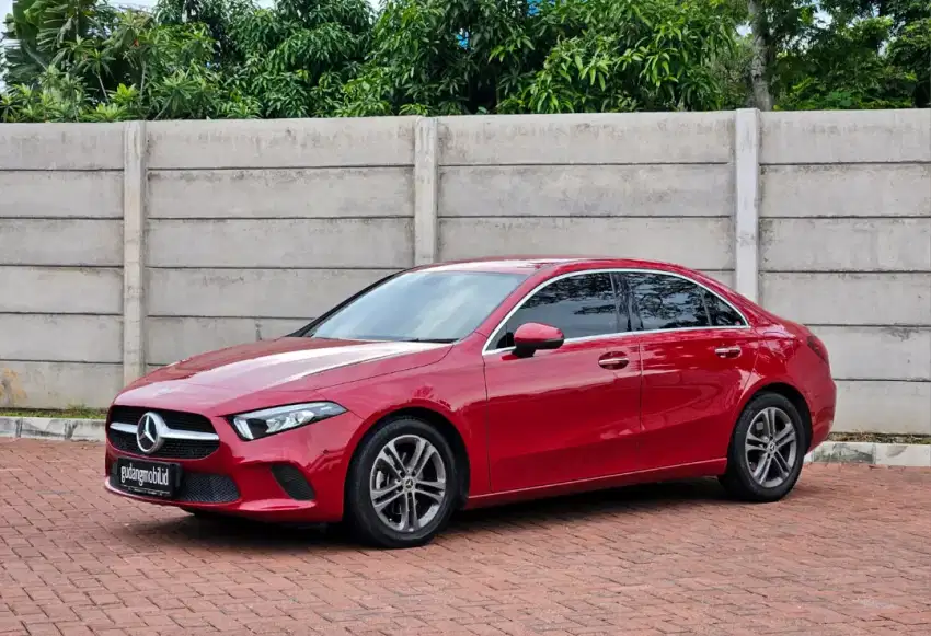 LOW ODO Mercedes-Benz A200 progressive line 2021