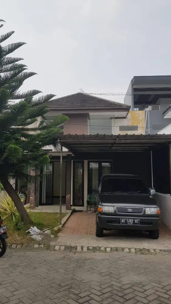 DIJUAL RUMAH HOOK TULUNGAGUNG PERUMAHAN GRAND PAVILIUN