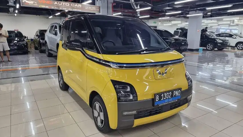 Wuling air ev long range kuning 2022