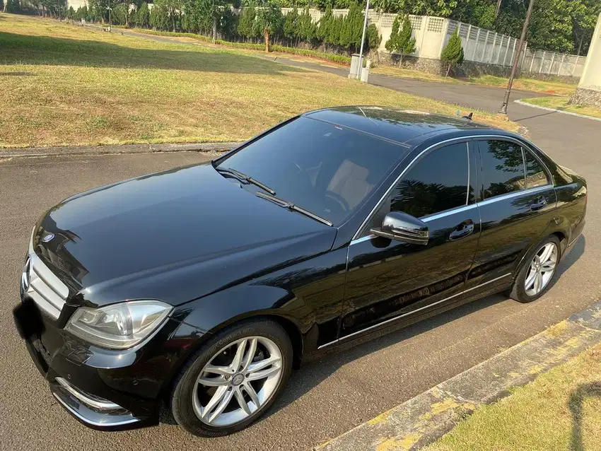Mercedes Benz Mercy C300 Avantgarde 2012 2013