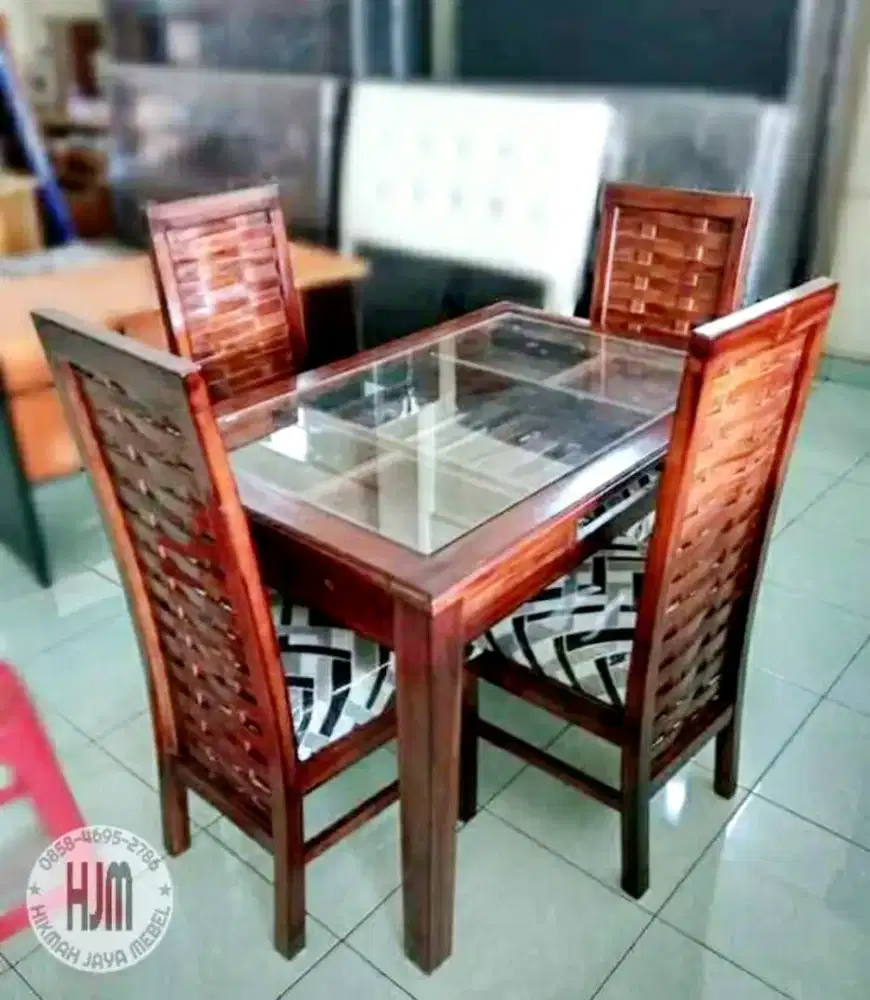 Meja Makan Jati (seBandung Raya)