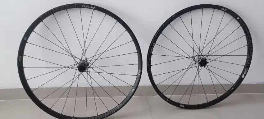 WheelSet DT Swiss M1700