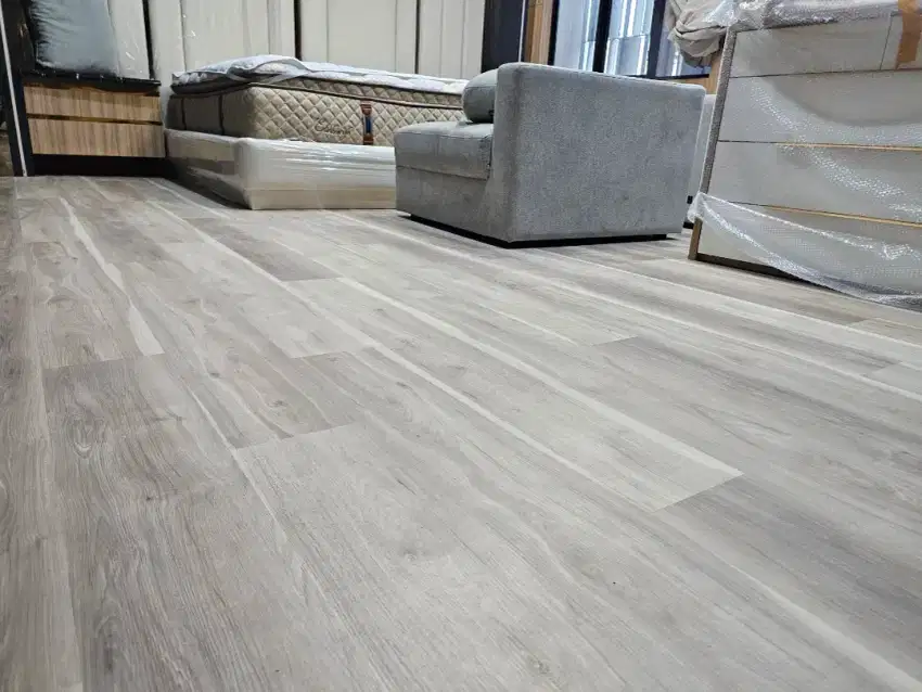 SPC Flooring (Lantai)
