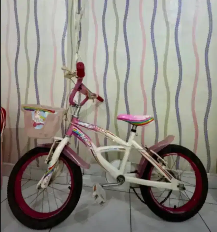 Sepeda anak cewek wimcycle unicorn kondisi masih bagus