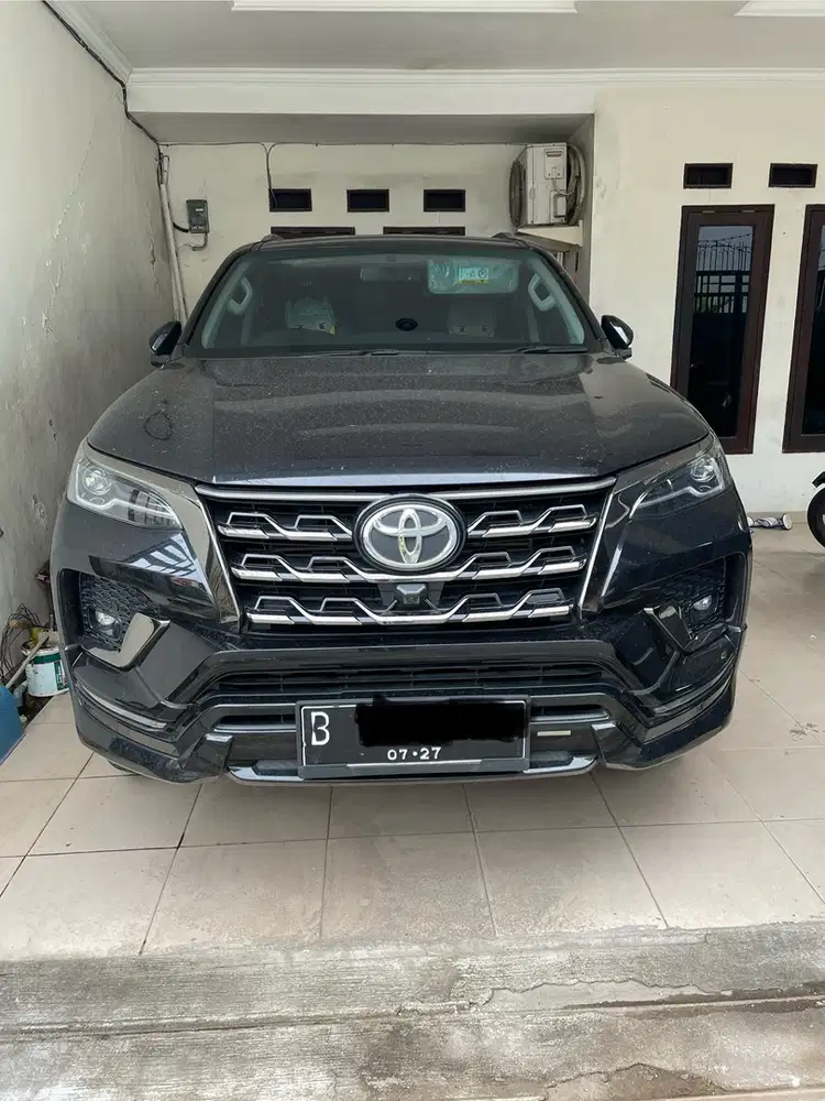 Fortuner GR Sport 2.8 AT Diesel Hitam 2022 Langka Istimewa