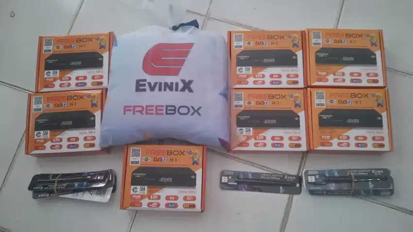 STB Set Top Box 
Tv digital 
Freebox H-1