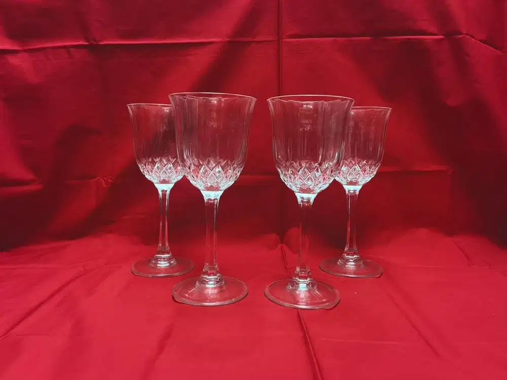 Cristal d’Arques Wine Glass/Gelas Wine (NEGO)