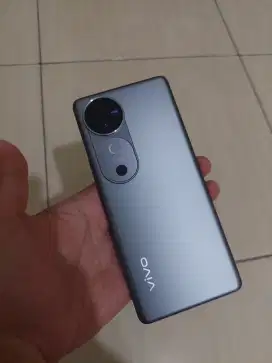 Vivo V40 8/256 silver