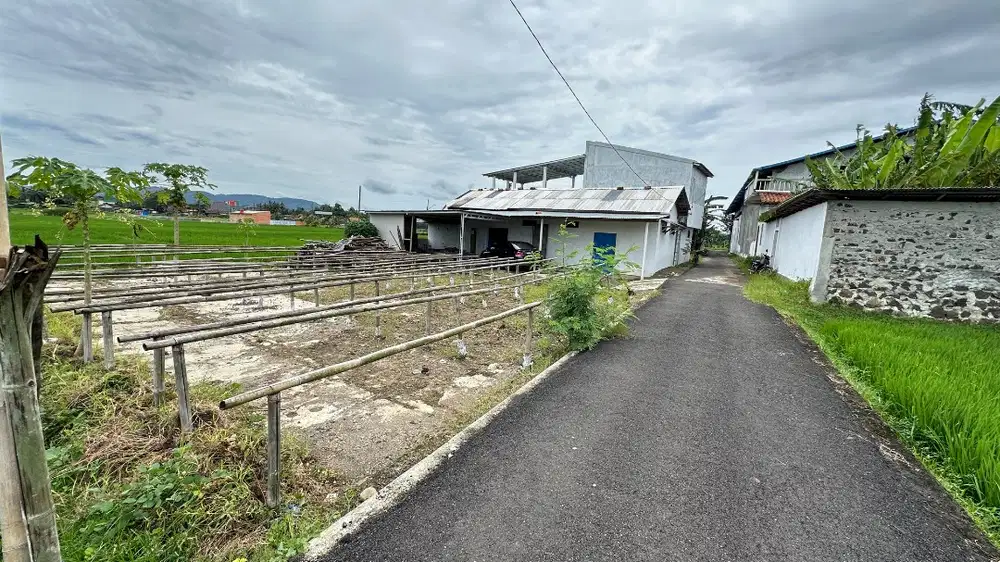 DI JUAL EKS PABRIK KRUPUK + TEMOAT TINGGAL