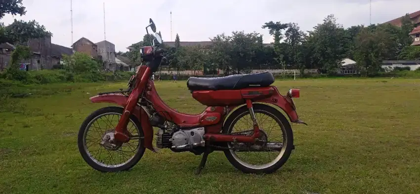 Jual yamaha v80 ss komplit normal cm bensin kdg netes kadang nggak.