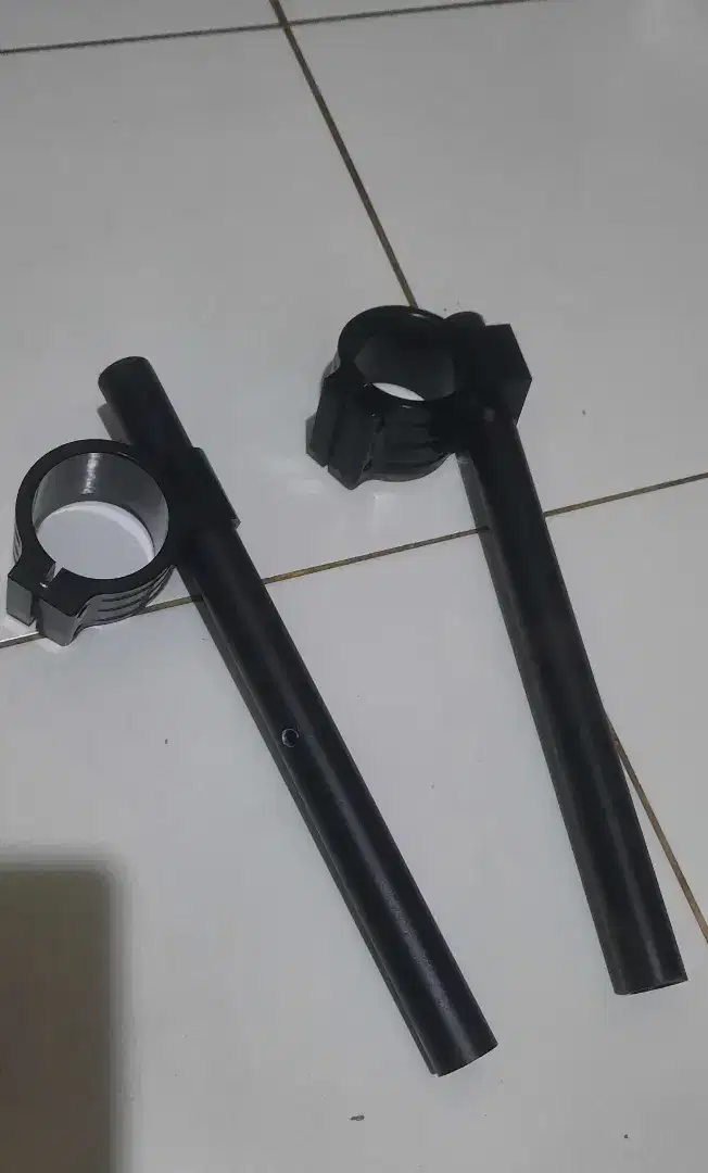 Stang jepit Yamaha XSR