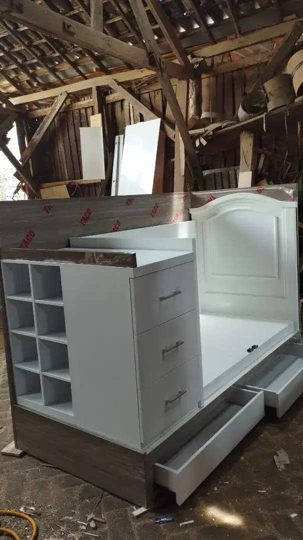 Box bayi /tempat tidur bayi