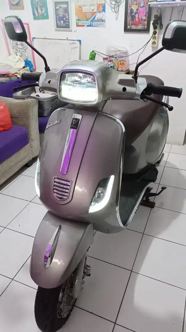 surat lengkap + faktur + charging blm ada plat nomor
