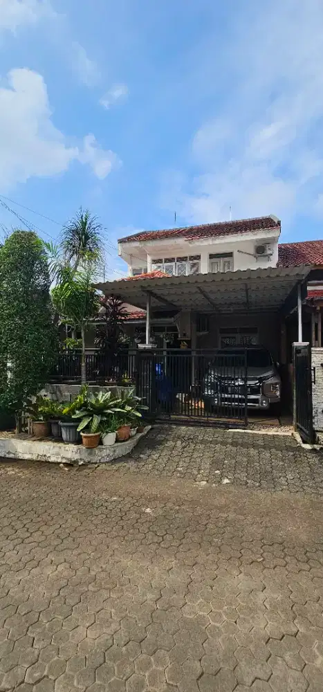 Jual Rumah Bagus di Komplek  Graha Cinere II