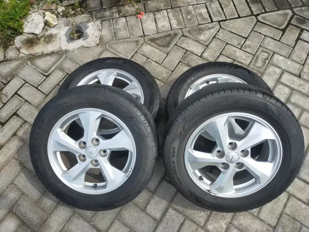 Jual Cepat Velg Xpander Exceed dan Ban