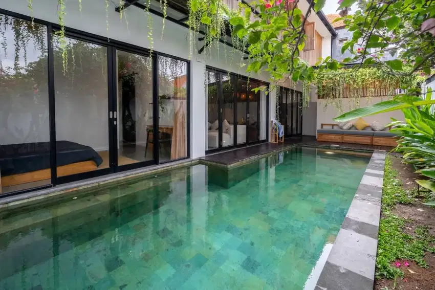 Modern fully furnished luxury 3 bedrooms Villa in Kayutulang Canggu