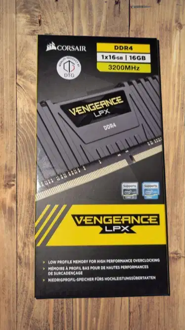 Corsair Vengeance LPX 16GB DDR4 3200 MHz Memory RAM - CMK16GX4M1E3200C