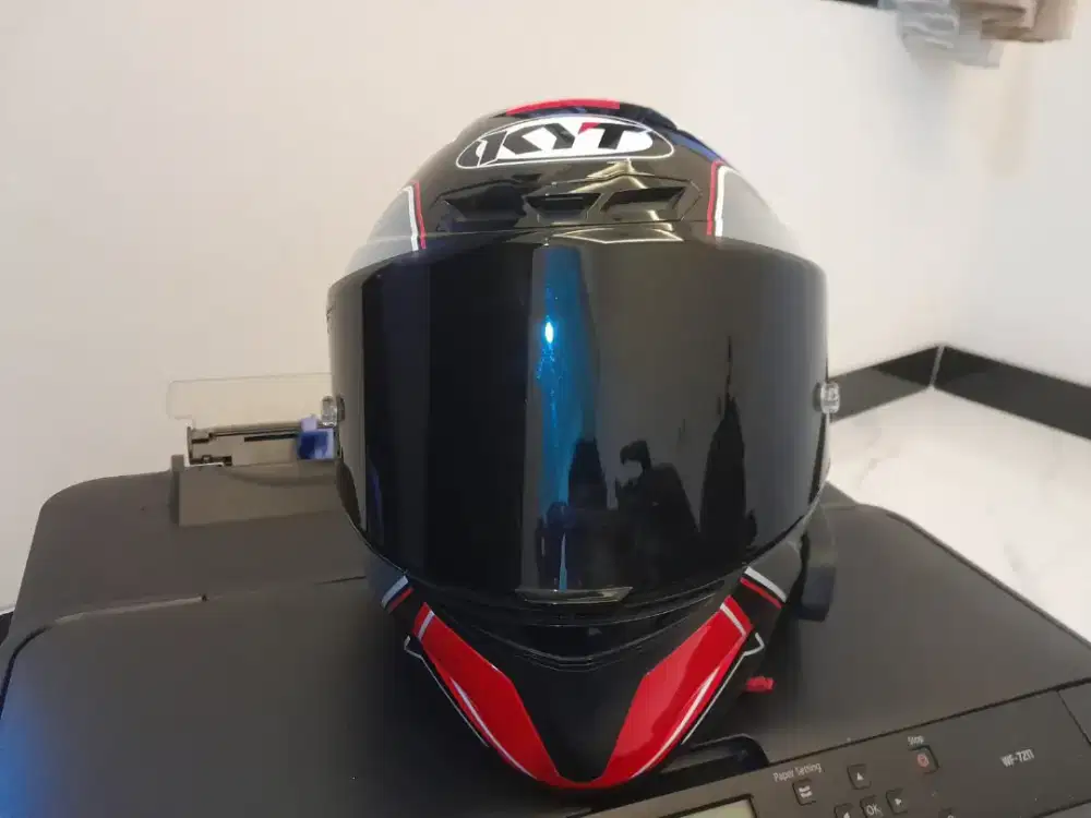 KYT TT COUTSE TOURIST RED