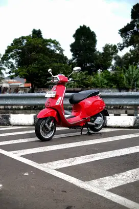 PIAGGIO VESPA MATIC SPRINT 150 IGET ABS 2018 BISA KREDIT