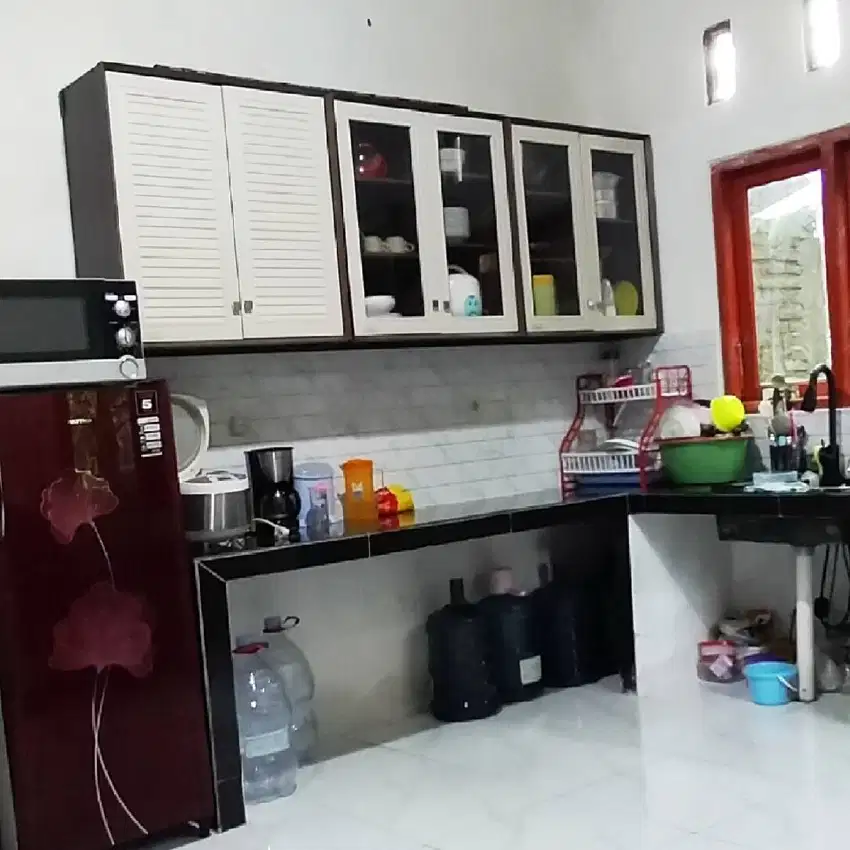 Lemari Dapur Gantung (6 Pintu)