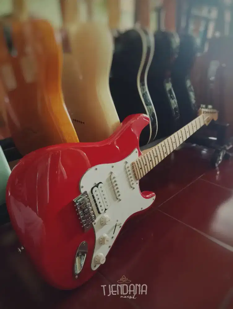 Strato model red