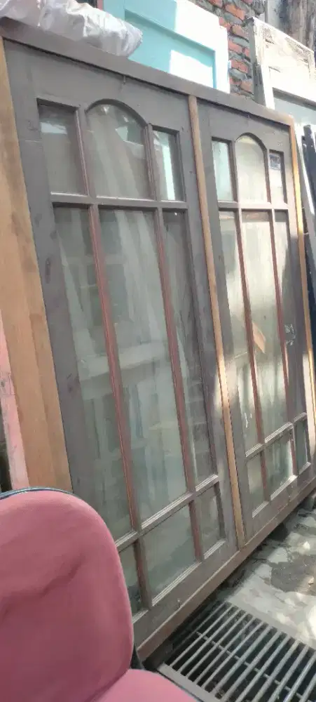 Jendela bekas dobel murah bagus dan kering