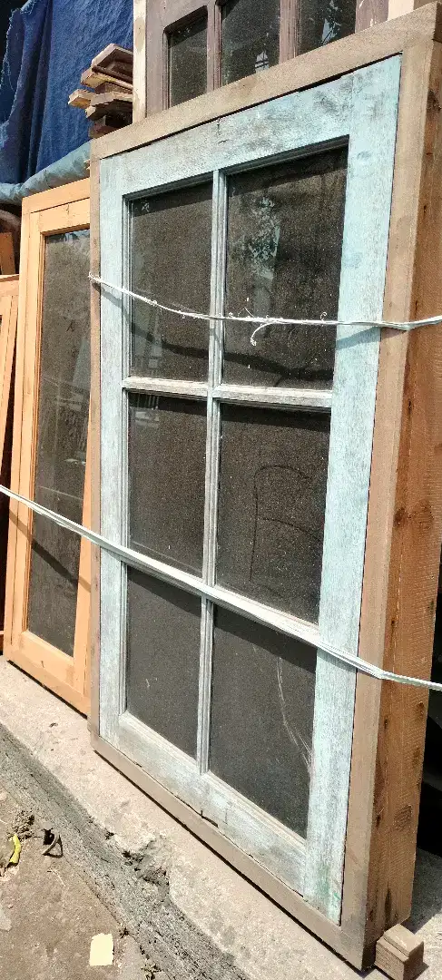 Jendela bekas 72x120 bagus murah kayu kering