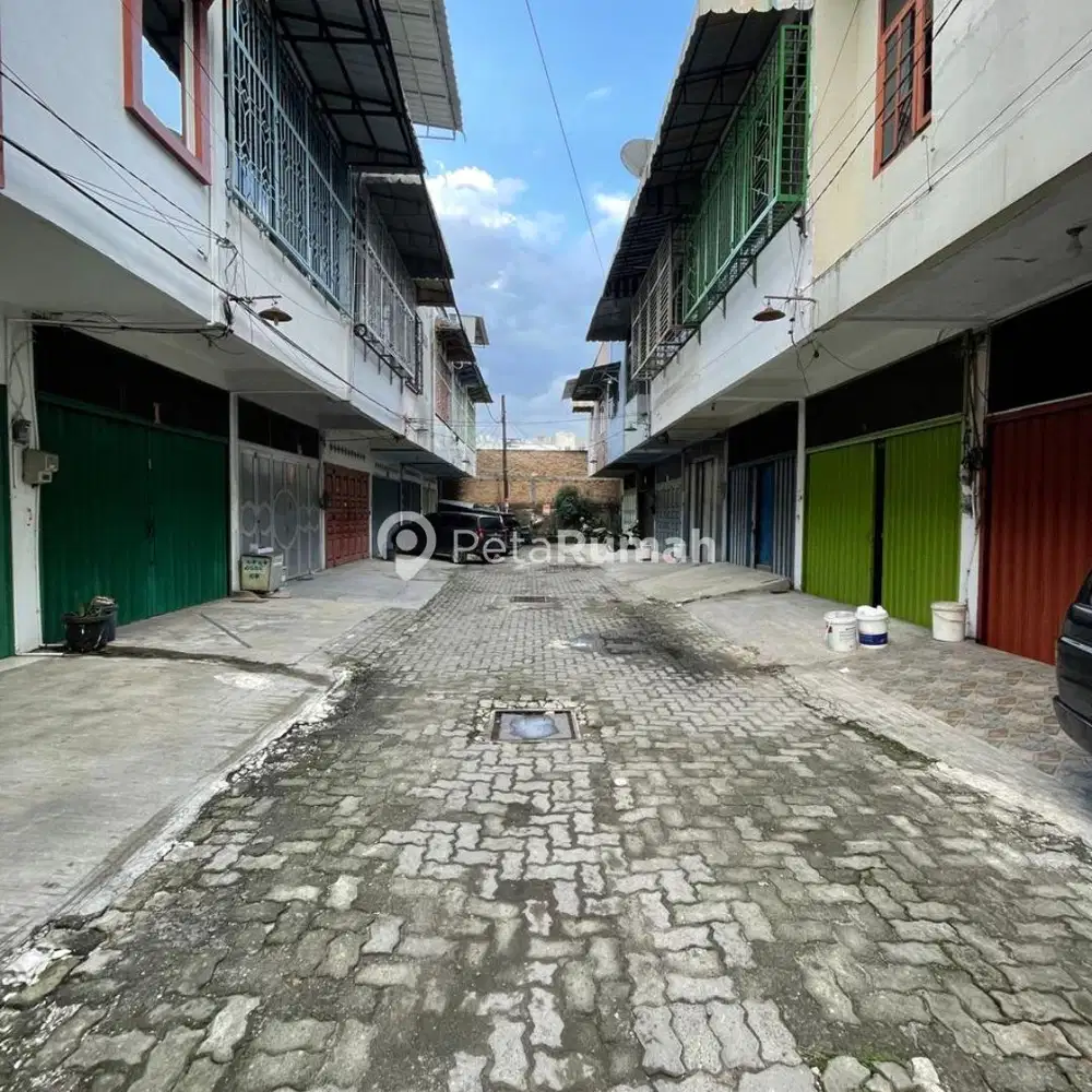 DIJUAL RUKO JALAN MADIO SANTOSO KOMPLEK MADOS PRIMA (Indra)