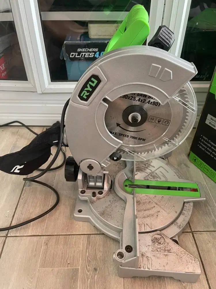 Mesin Potong Aluminium RYU 900 Watt 7 Inch