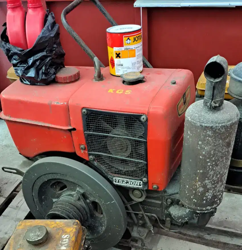 MESIN PENGGERAK/ DIESEL ENGINE 23 HP YANMAR TS-230