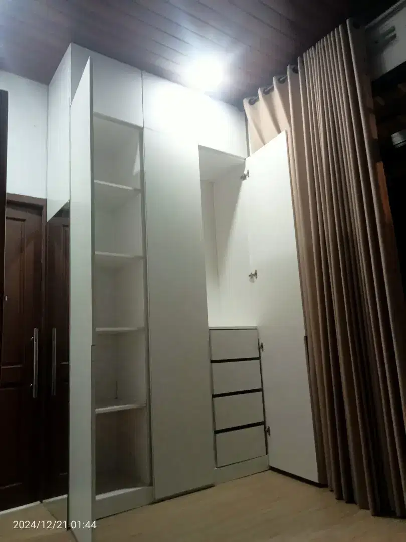 Almari hpl murah