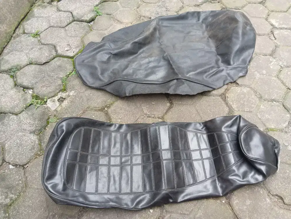 Sarung jok motor honda c70