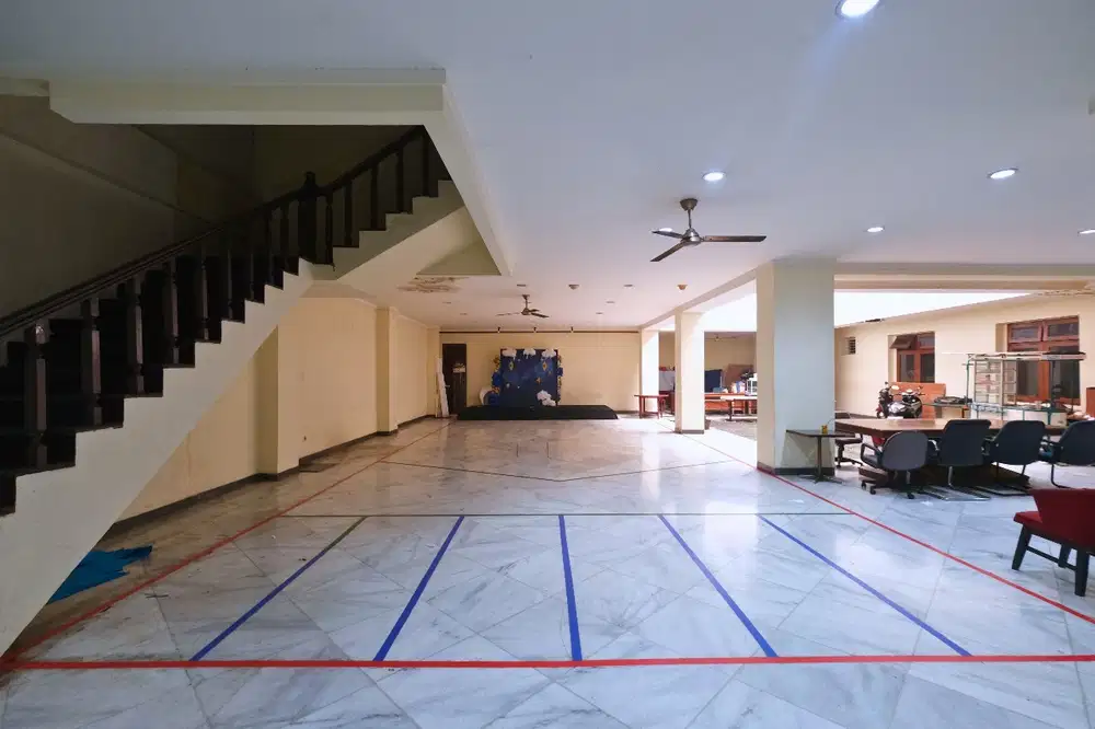 Dijual/Disewa Rumah Kantor Lokasi Sangat Strategis Area Menteng