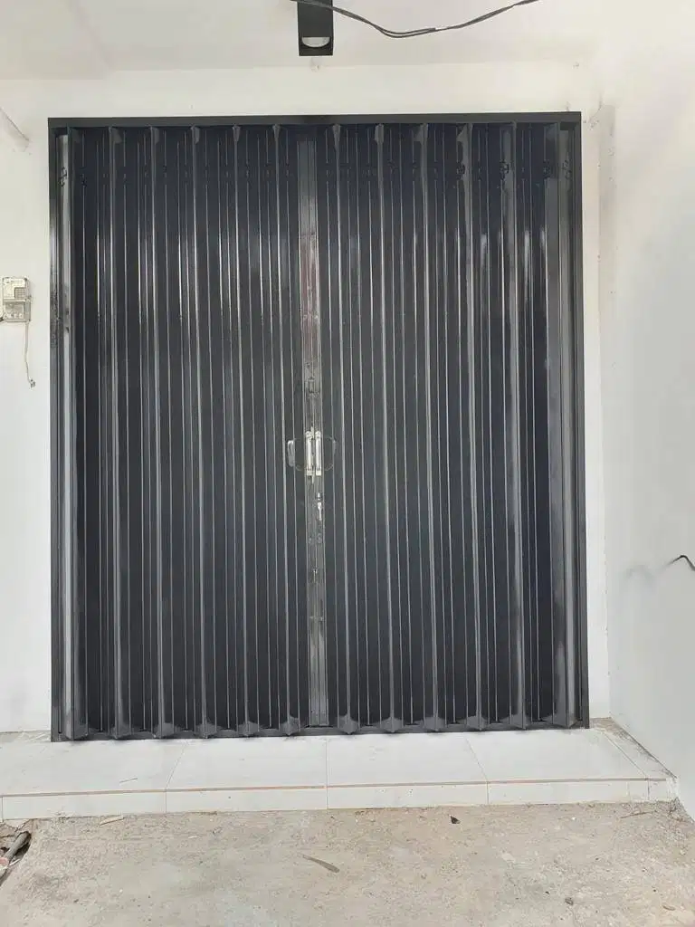 JUAL! Pintu toko rumah