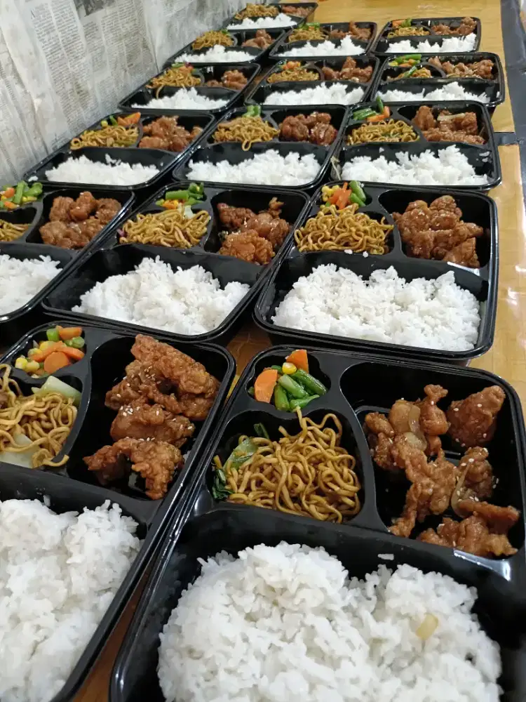 Lowongan Kerja Sampingan Harian Asisten Dapur Usaha Catering Harian
