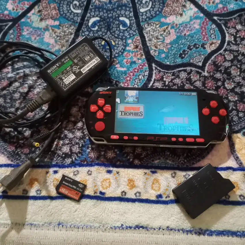 PSP slim 3000 memory 8 GB full game normal tidak ada minus lengkap