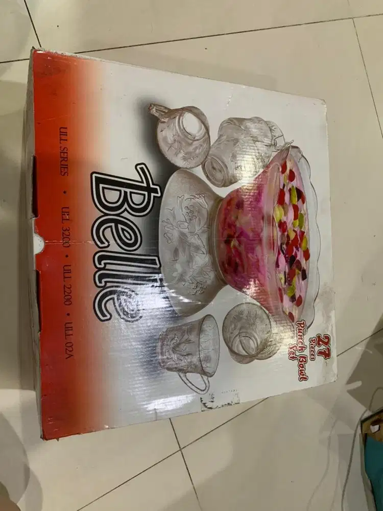 Set tempat dan gelas minum es buah pesta acara