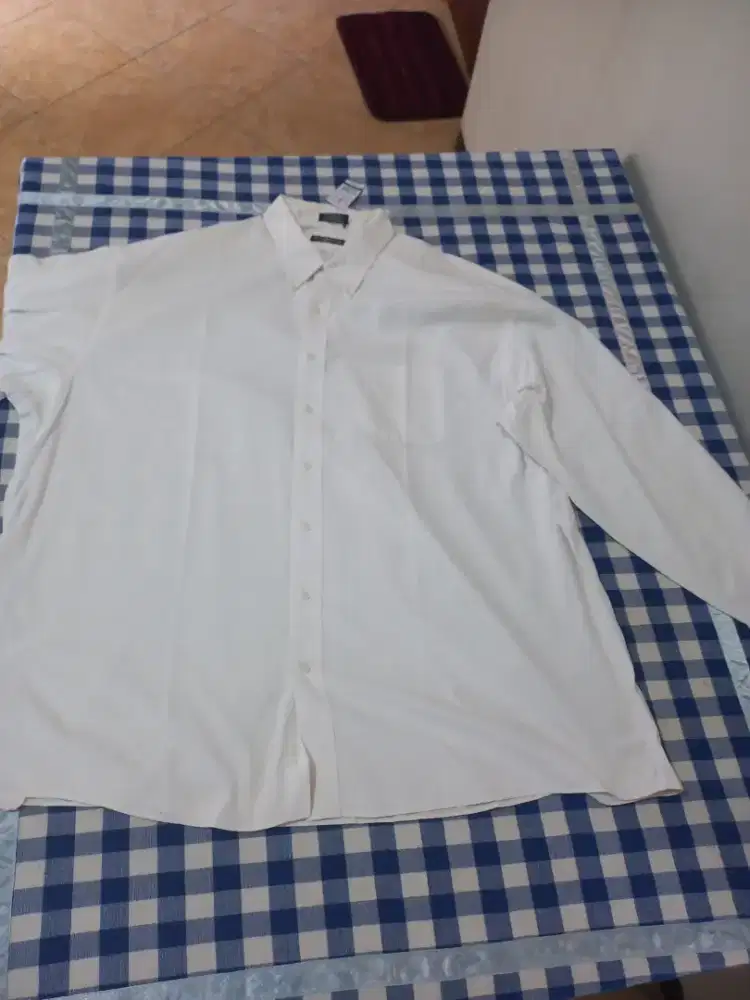 Kemeja Tebal putih polos size XXL