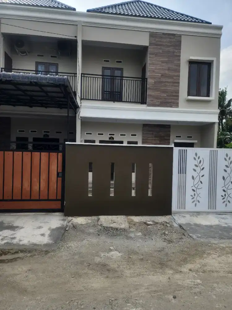 Rumah Cantik 2 lantai Siap Huni 3 Kamar Jl Anggrek Dekat RS Adam Malik
