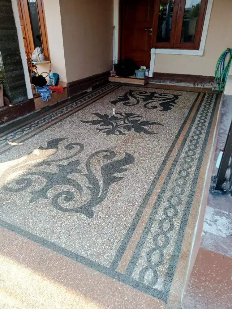 Batu sikat motif