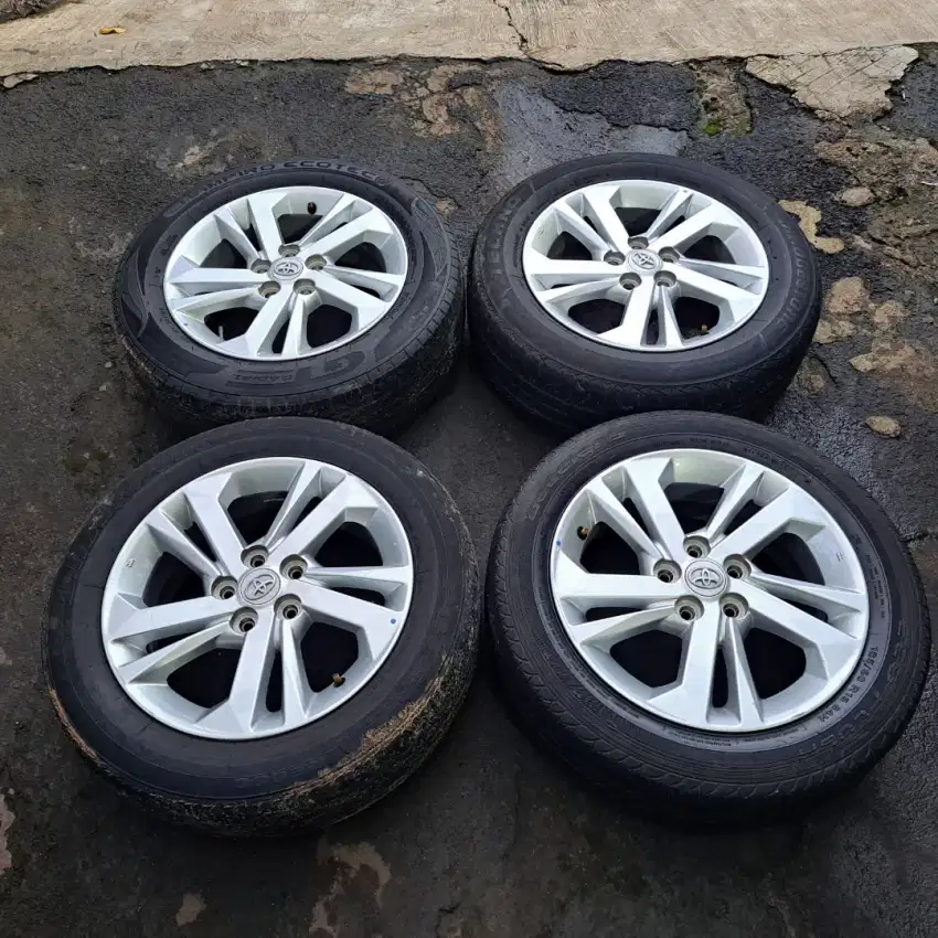 Velg mobil new avanza ring 15 cocok buat new xenia